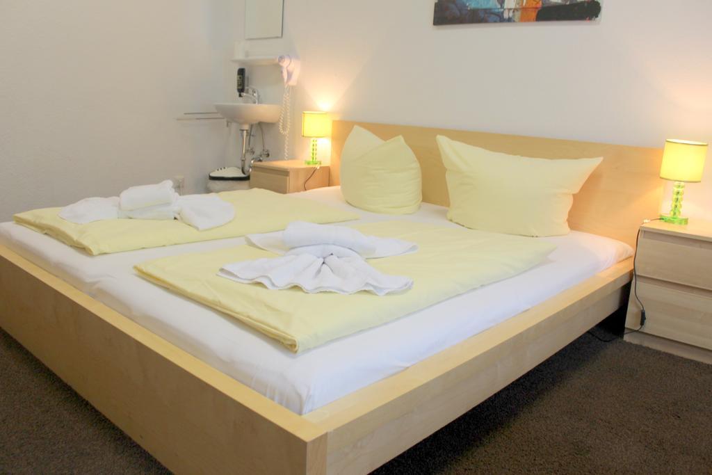 Pension Central Hostel Berlin Eksteriør billede