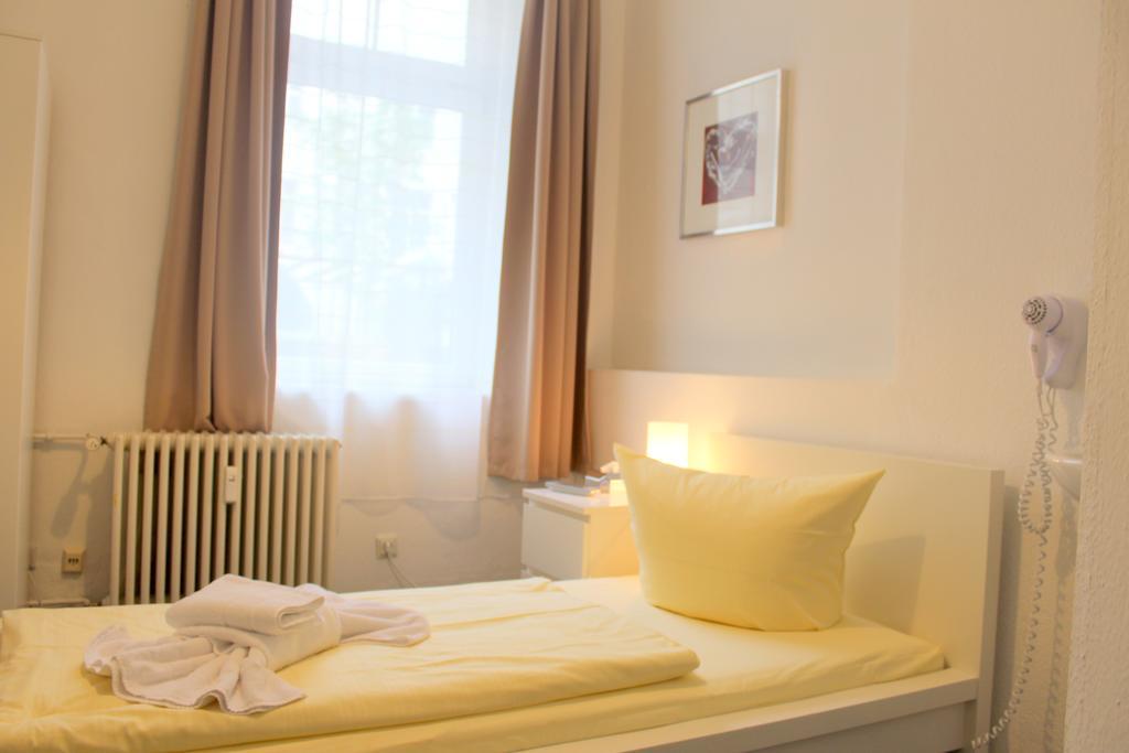 Pension Central Hostel Berlin Eksteriør billede