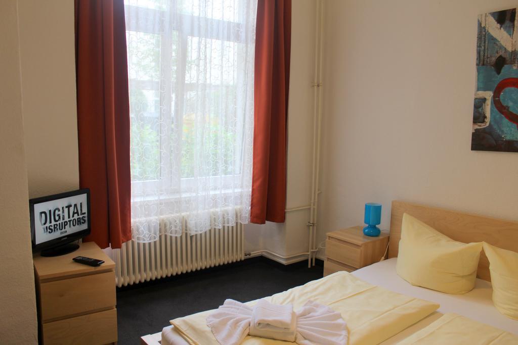 Pension Central Hostel Berlin Eksteriør billede