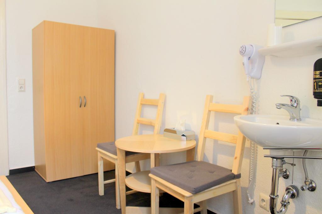 Pension Central Hostel Berlin Eksteriør billede